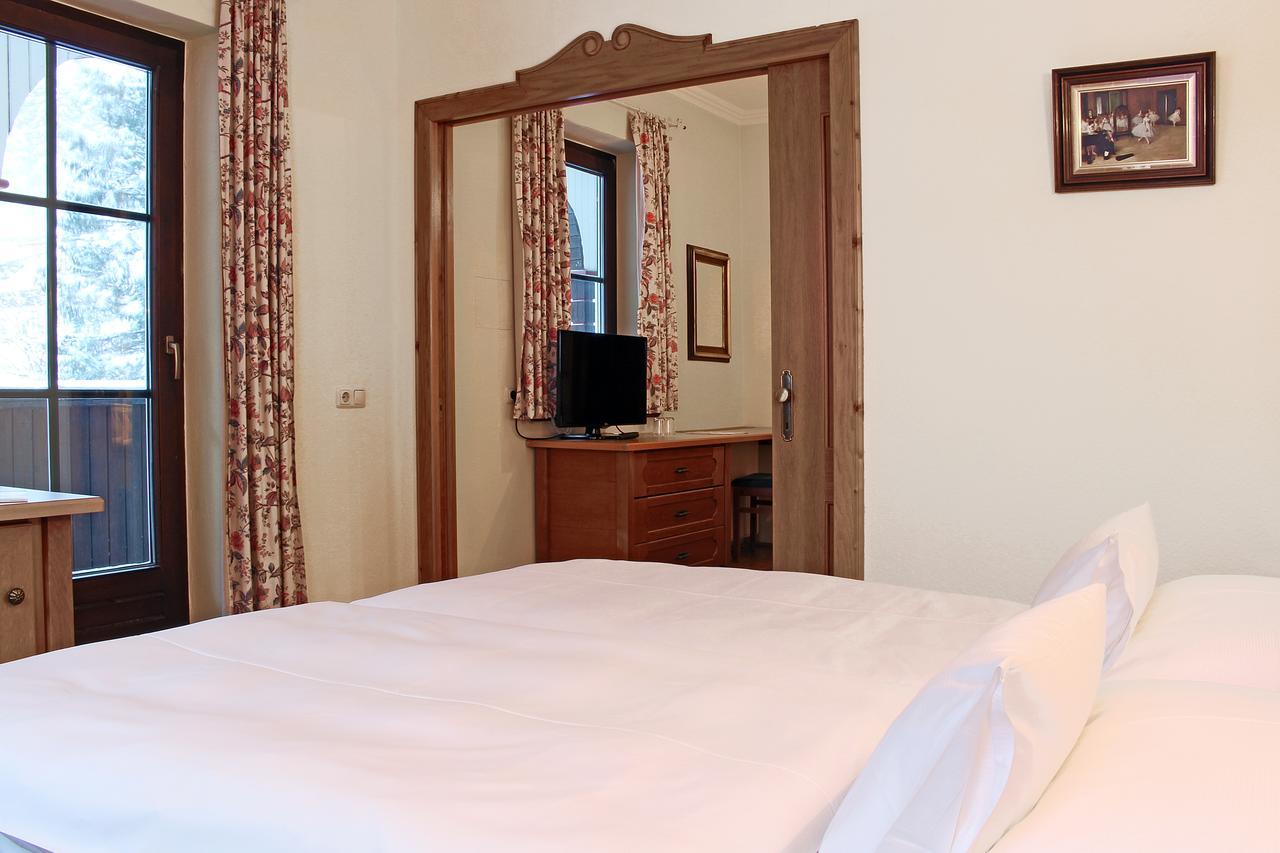 Gruener Baum Hotel Bad Gastein Pokoj fotografie